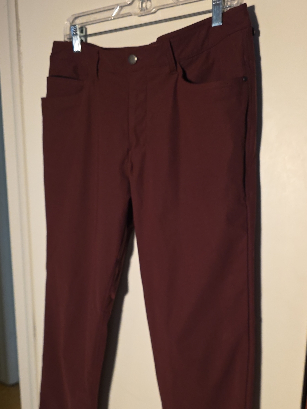 Lululemon Pants - Clay 34W x 32L Perfect Condition